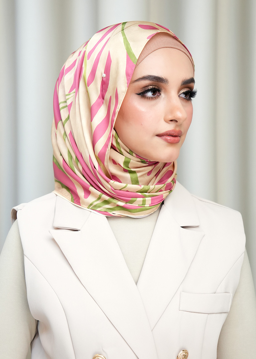 Aulia Hijab Satin "Fleur" - Leafy Blush