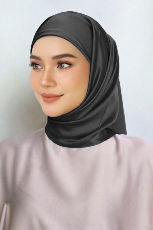 Layha Hijab Satin Silk - Silky Black