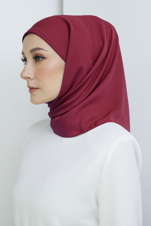 Tamara Hijab "Lite Chiffon" - Maroon Red