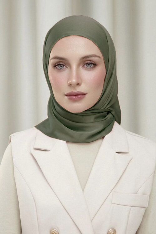 Layha Hijab Satin Silk - Dark Pine