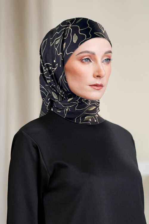 Layha Hijab "Regal Edition" - Black Marigold