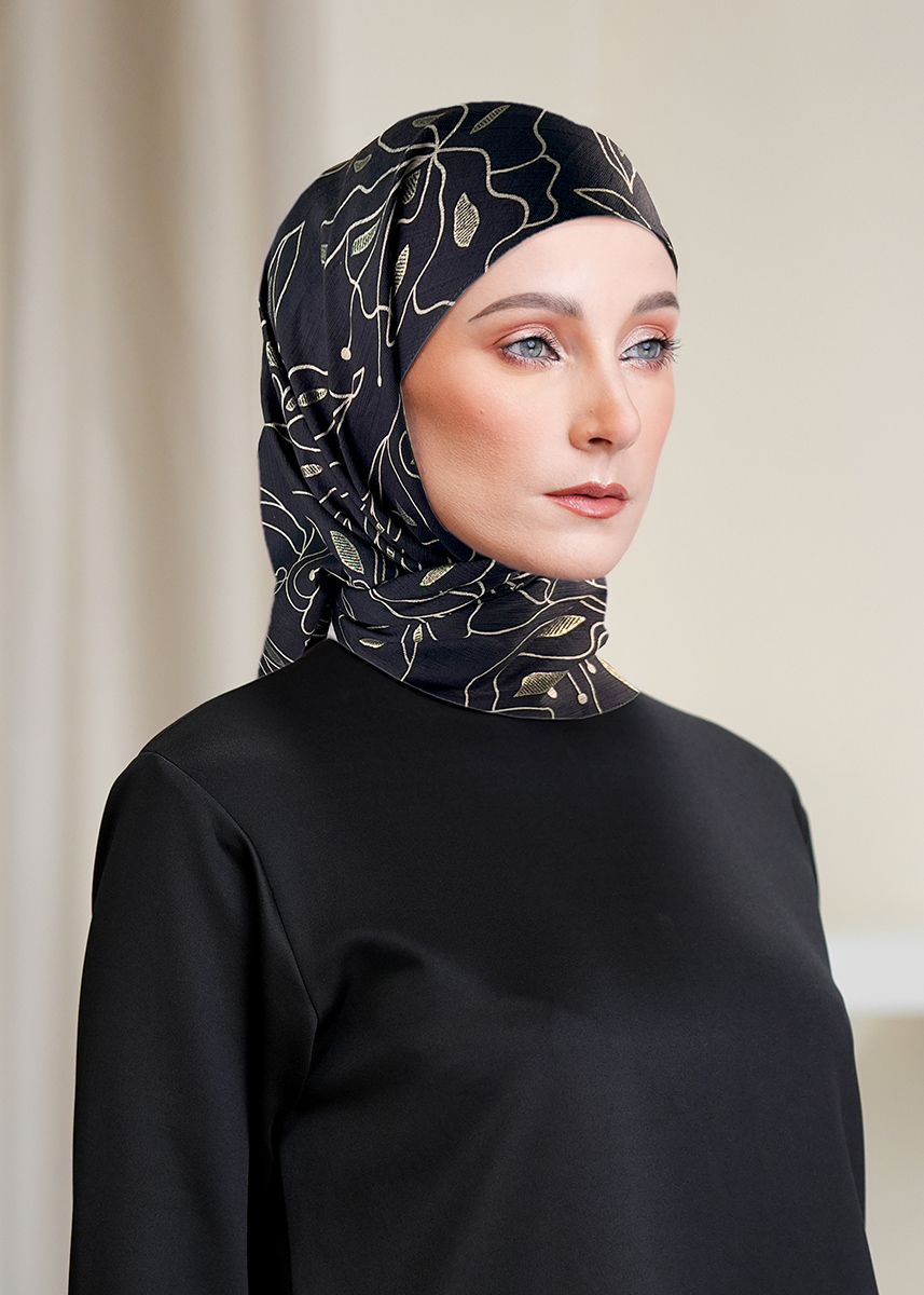 Layha Hijab "Regal Edition" - Black Marigold