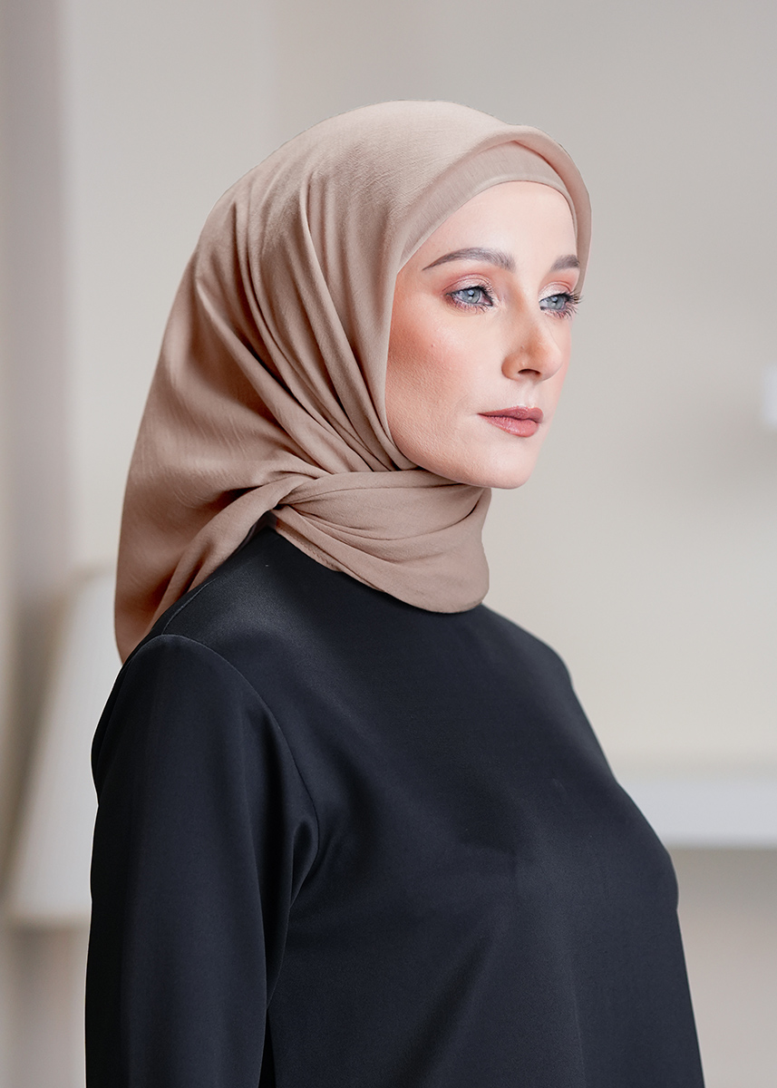 Talia Hijab "Premium Voile" - Roasted Mocha