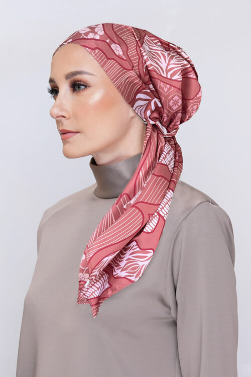 Lady Bonita Turban "Abstract Series" - Crimson Dream
