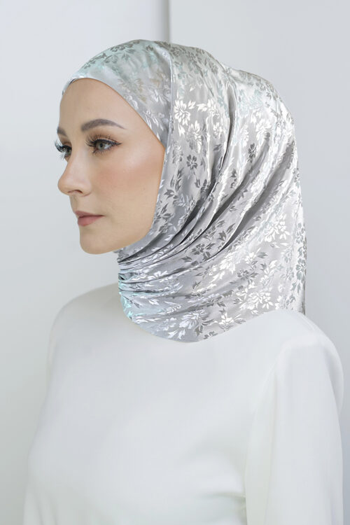 Tamara Hijab "Heritage Satin" - Winter Silver