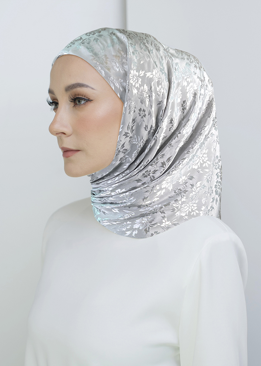 Tamara Hijab "Heritage Satin" - Winter Silver