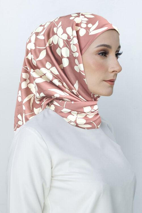 Tamara Hijab "Summer Satin" - Rose Petal