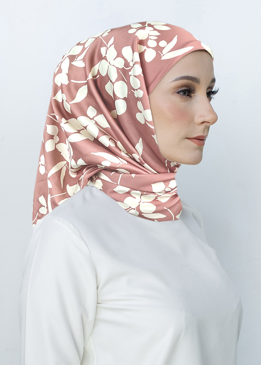Tamara Hijab "Summer Satin" - Rose Petal