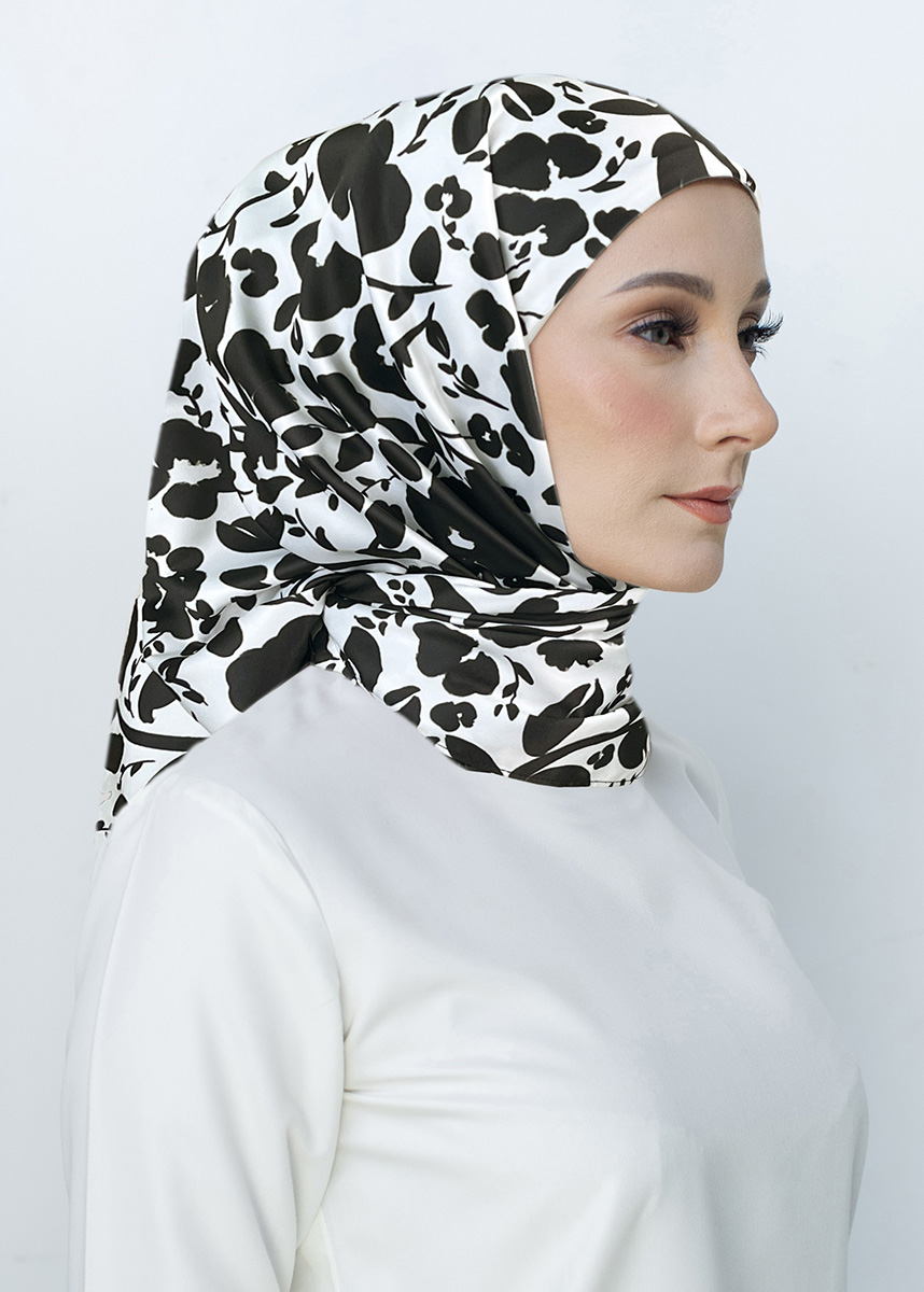 Tamara Hijab "Summer Satin" - White n Black