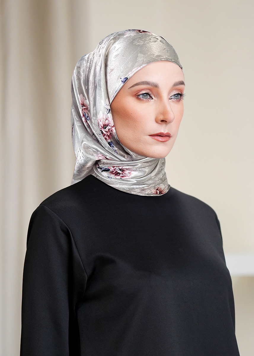 Layha Hijab "Fleure Series" - Silver Cherry