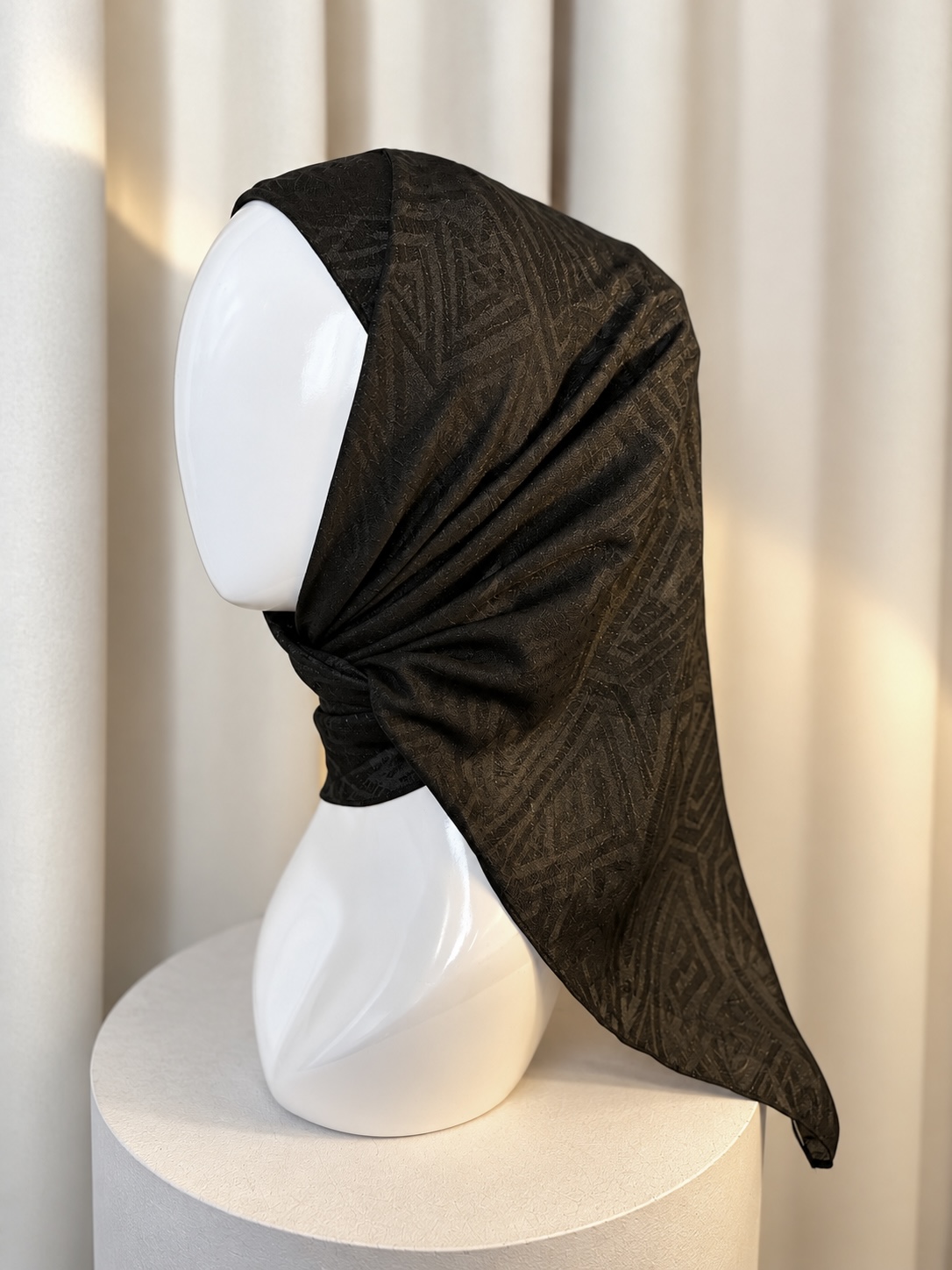 TAMARA HIJAB GLAMZ "Premium Sheer Chiffon" - MARIA BLACK - Image 2